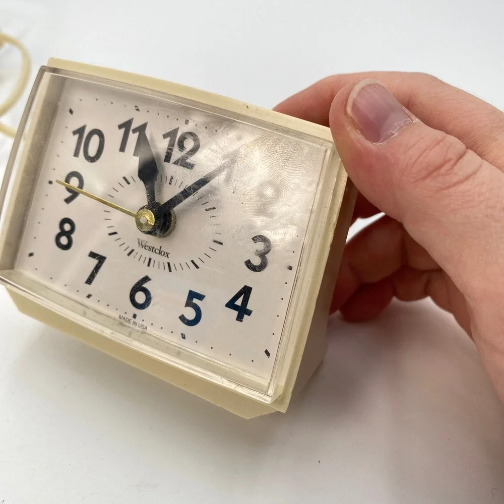 Vintage Westclox Electric Alarm Clock Cream Analog Made in USA ‎ MCM Works